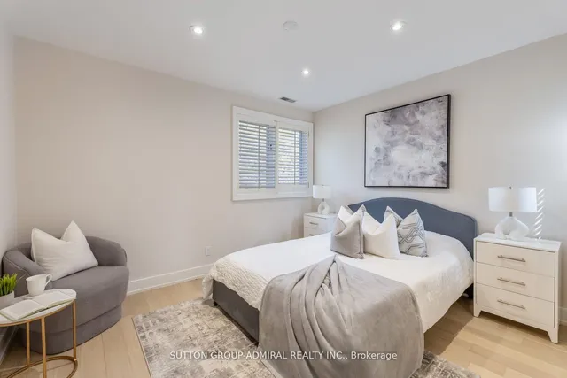 Additional image 26 of 216 Glencairn Ave