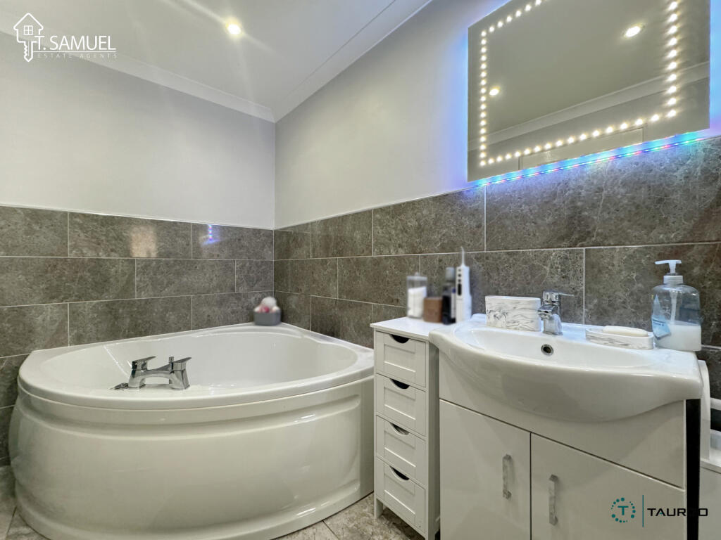 Additional image 12 of William Street, Abercynon, CF45 4RW