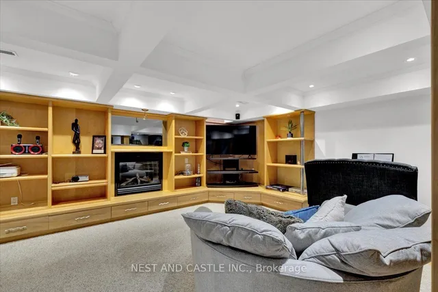 Additional image 17 of 13 Treeview Crt