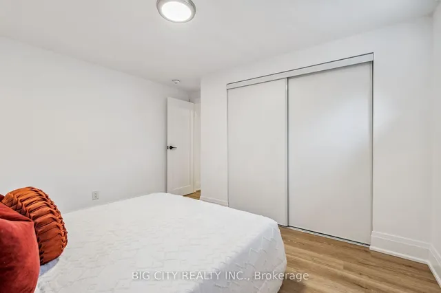 Additional image 28 of 17 Pynford Cres