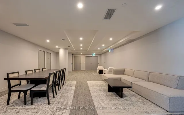 Additional image 18 of 859 The Queensway Unit 525