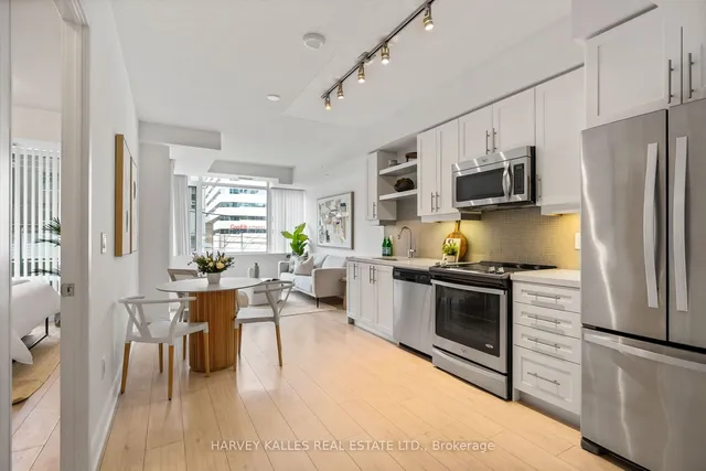 Additional image 13 of 525 Adelaide St Unit 209