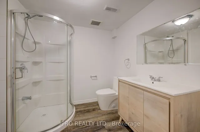 Additional image 26 of 18 Martinglen Cres