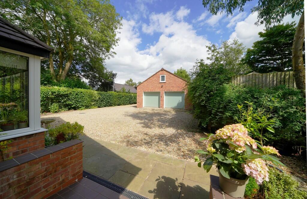 Additional image 35 of Village Road, Christleton, Chester