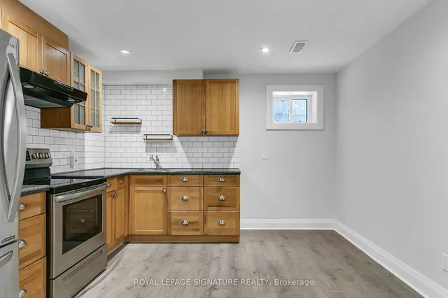 Additional image 25 of 63 Thyra Ave