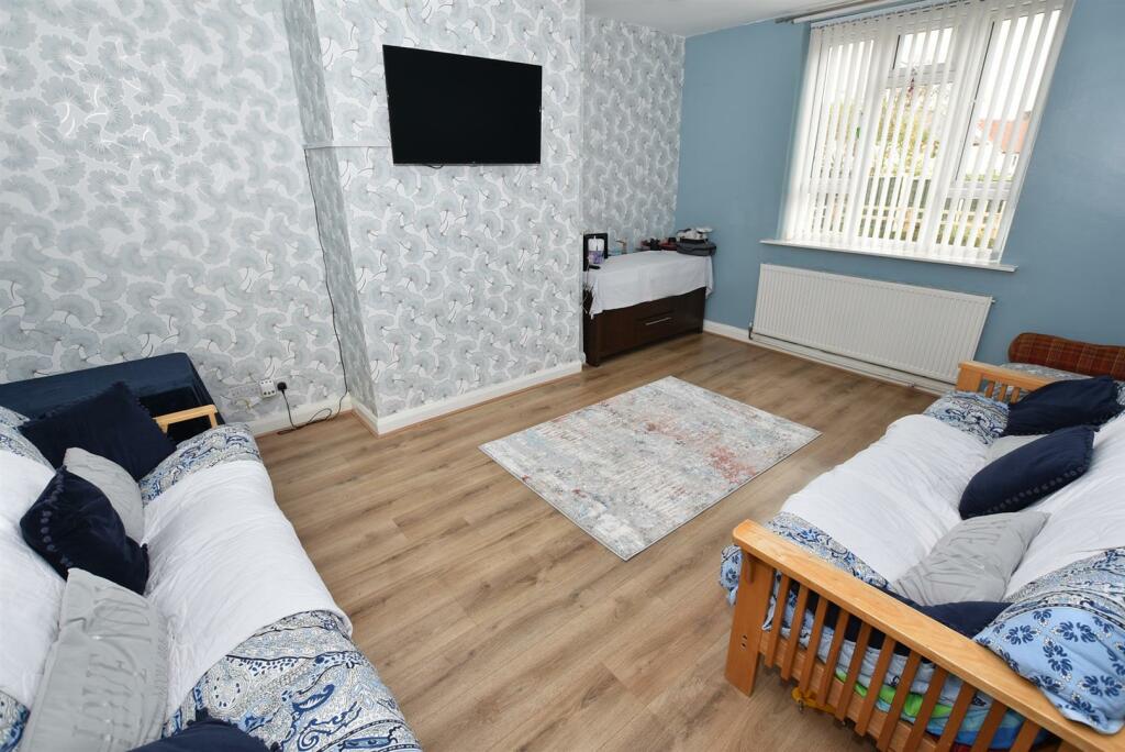 Additional image 22 of Dale Avenue, Bromborough