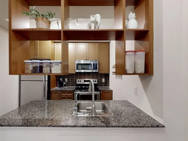 Additional image 13 of 151 Village Green Sq Unit 106