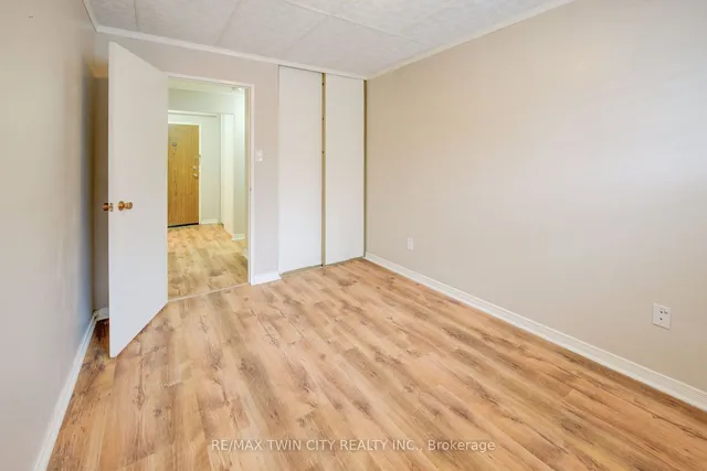 Additional image 17 of 24 Mooregate Cres Unit 202