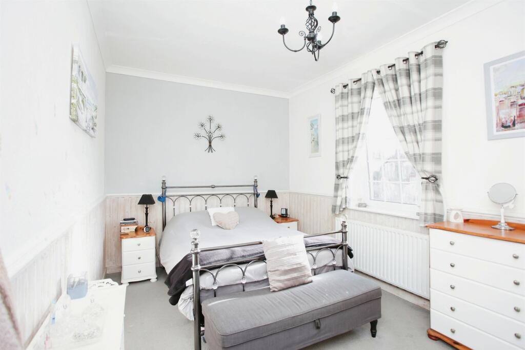 Additional image 19 of Crescent Road, Caerphilly