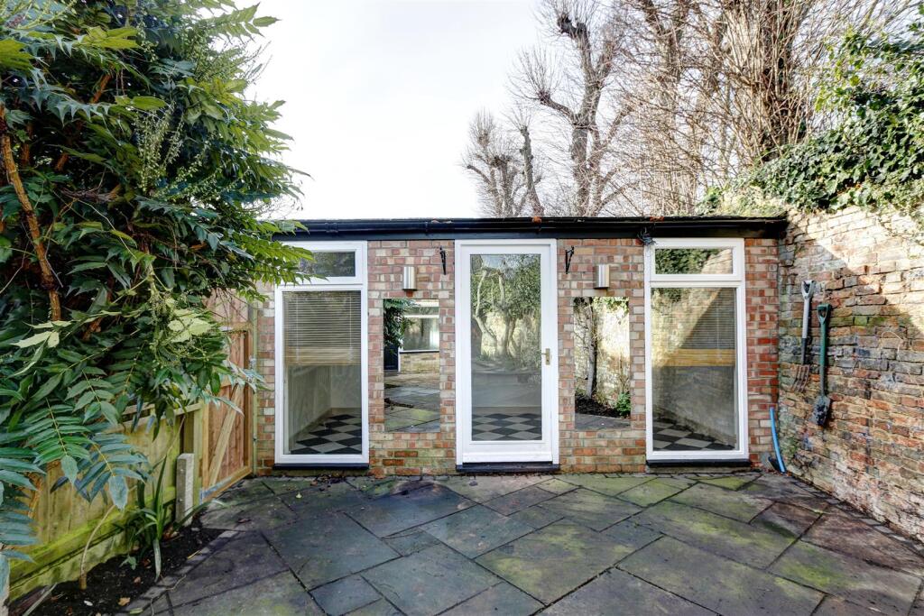 Additional image 13 of Silver Street, Ely