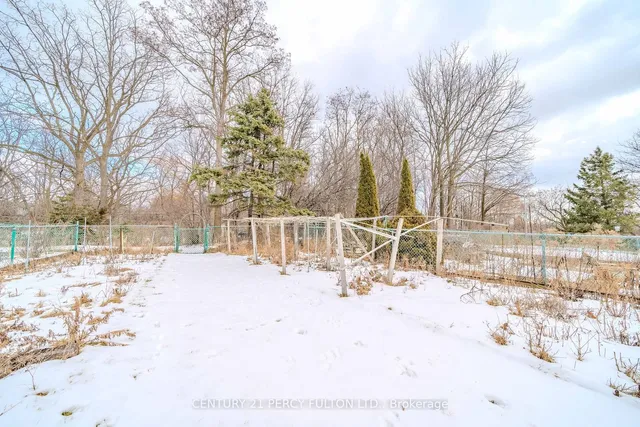 Additional image 37 of 63 Midland Ave