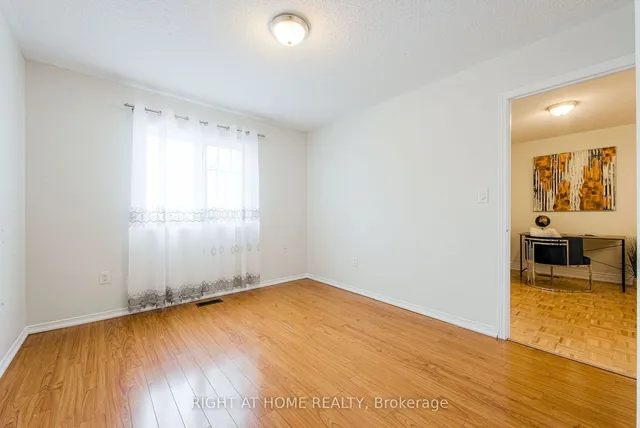 Additional image 34 of 1321 Brandon Terr