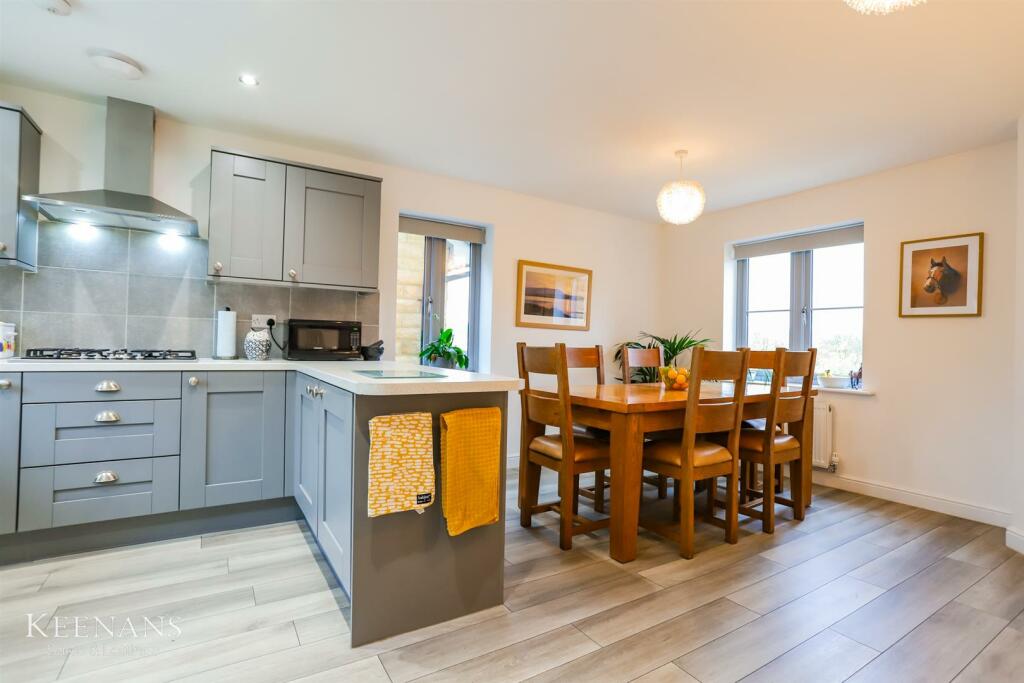 Additional image 25 of Windermere Avenue, Colne