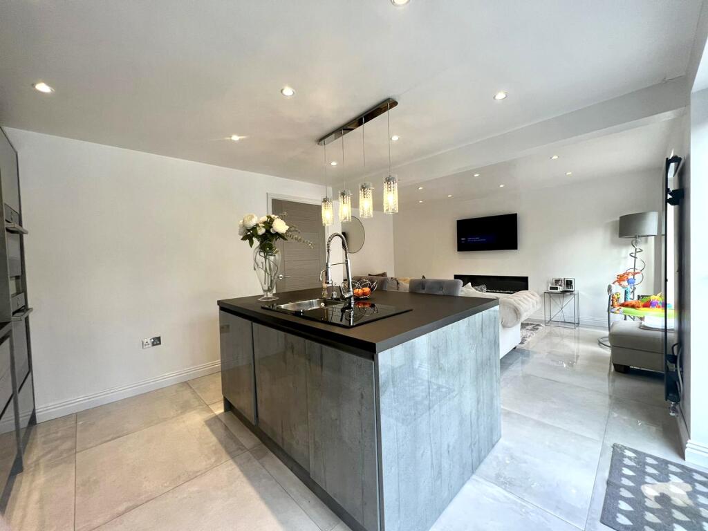 Additional image 8 of Cedar Close, Merthyr CF47 0LX