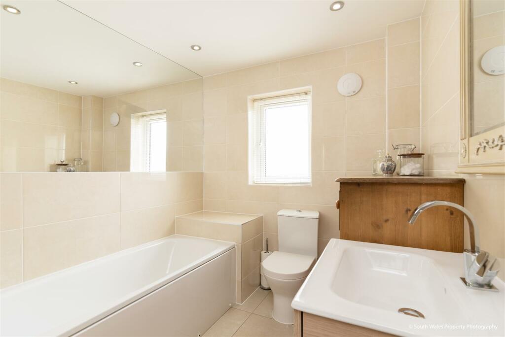 Additional image 14 of Badgers Brook Rise, Ystradowen