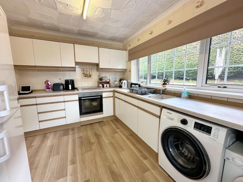 Additional image 5 of Lakeside Gardens, Merthyr Tydfil