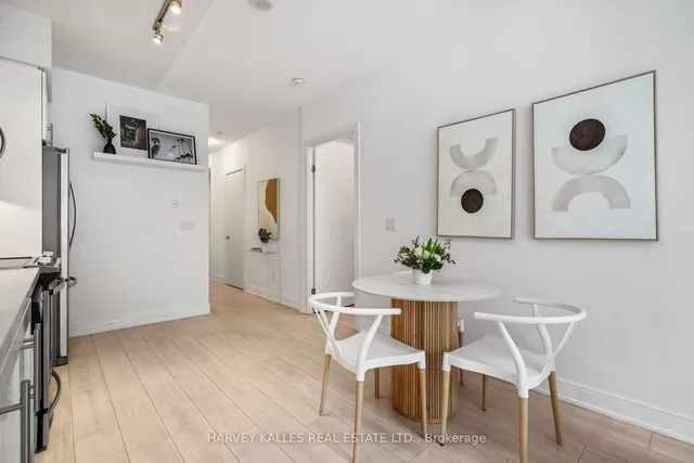 Additional image 20 of 525 Adelaide St Unit 209