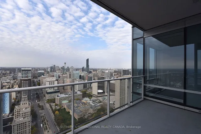 Additional image 32 of 180 University Ave Unit 5303