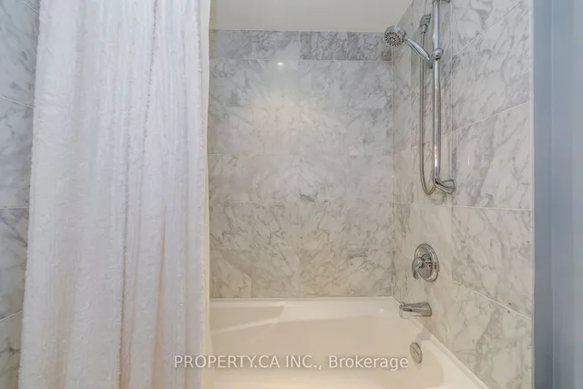 Additional image 6 of 350 Wellington St Unit M12