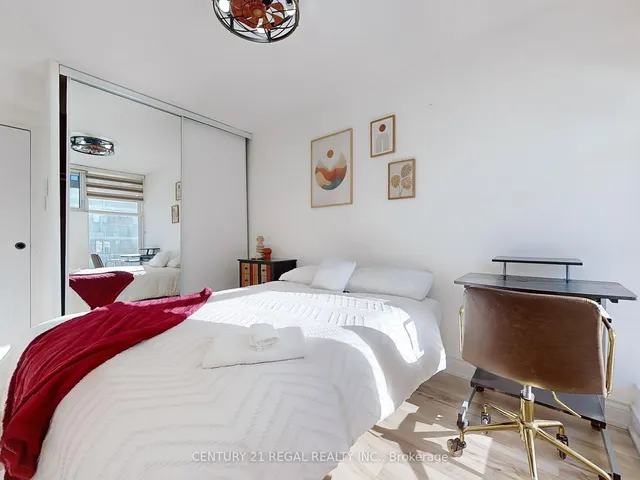 Additional image 27 of 364 The East Mall Unit 105