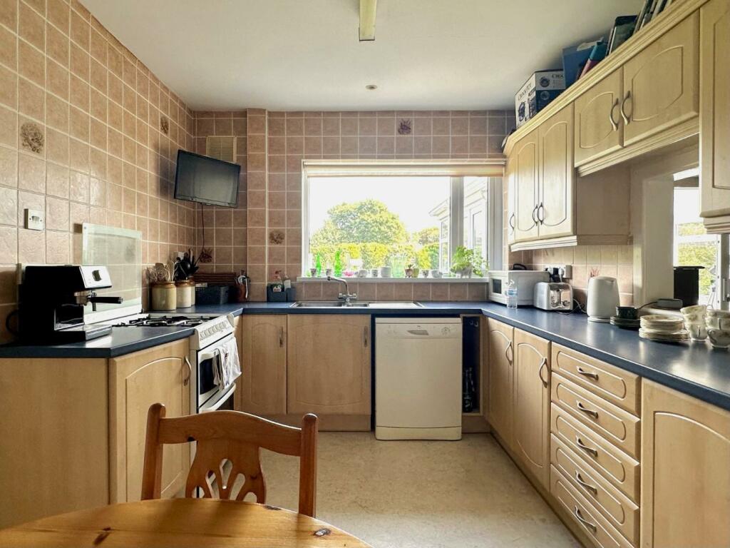 Additional image 13 of Robinswood Close, Penarth