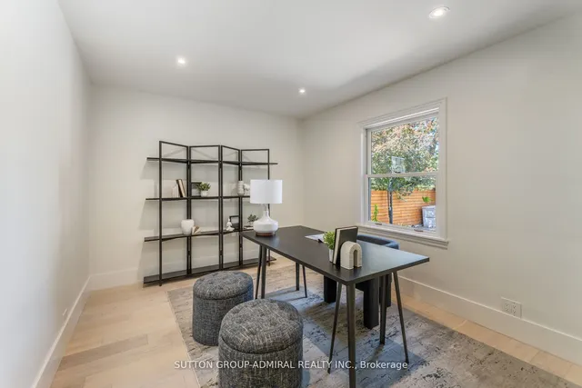 Additional image 17 of 216 Glencairn Ave