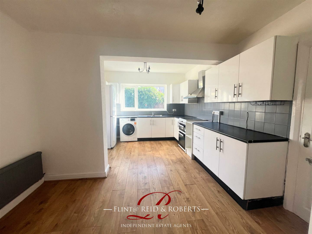 Additional image 4 of Queens Avenue, Flint