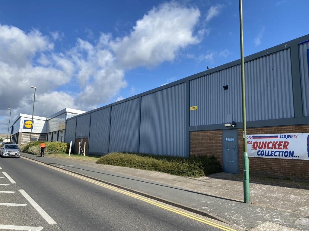 Additional image 5 of Unit 3A, Malthouse Trading Estate, Brighton Road, Shoreham-By-Sea, West Sussex, BN43 6RJ