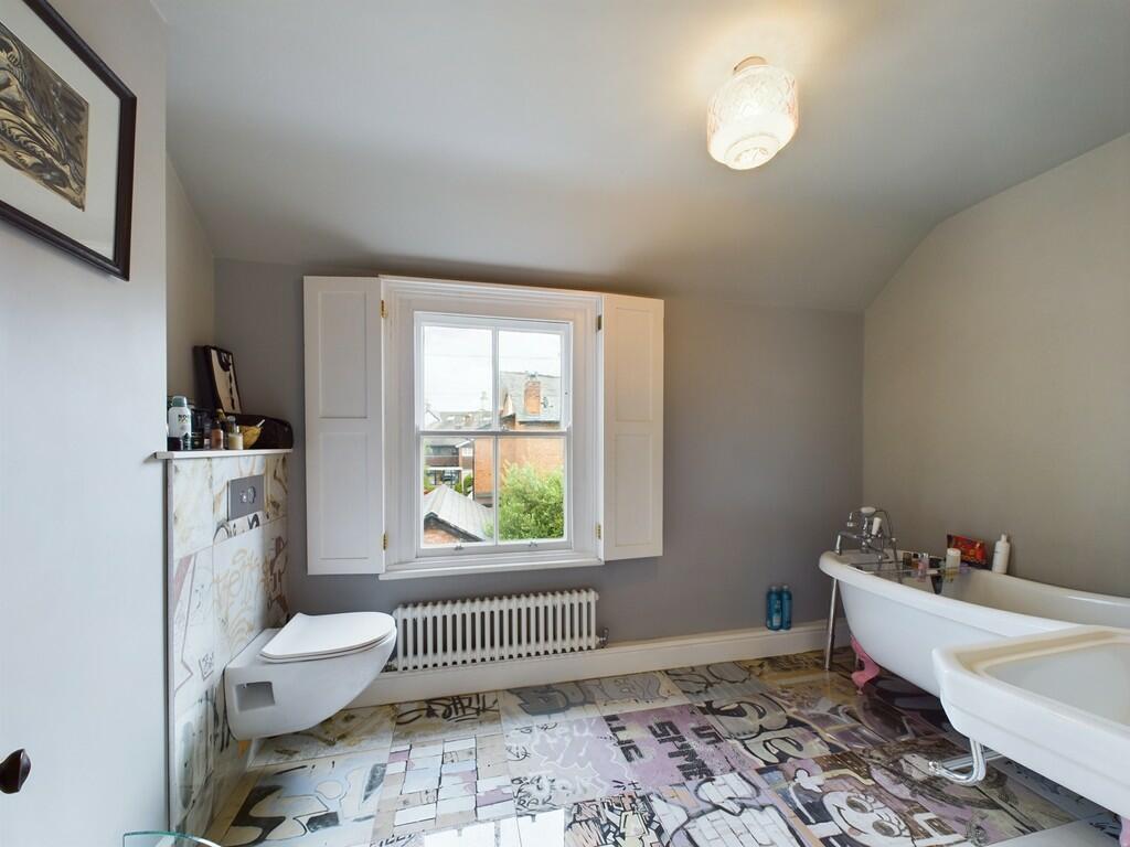 Additional image 10 of Victoria Pathway, Queens Park