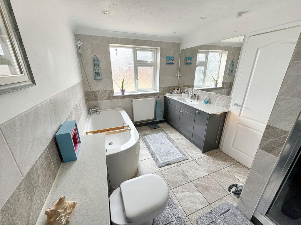 Additional image 22 of Trinity Close, Fordham