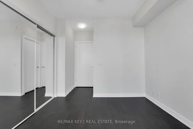 Additional image 17 of 2221 Yonge St Unit 3402