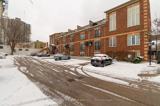 Additional image 19 of 555 King St Unit 104