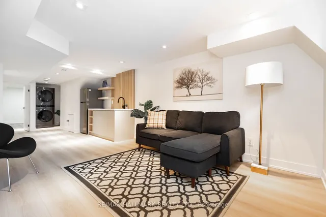 Additional image 30 of 147 Parkmount Rd