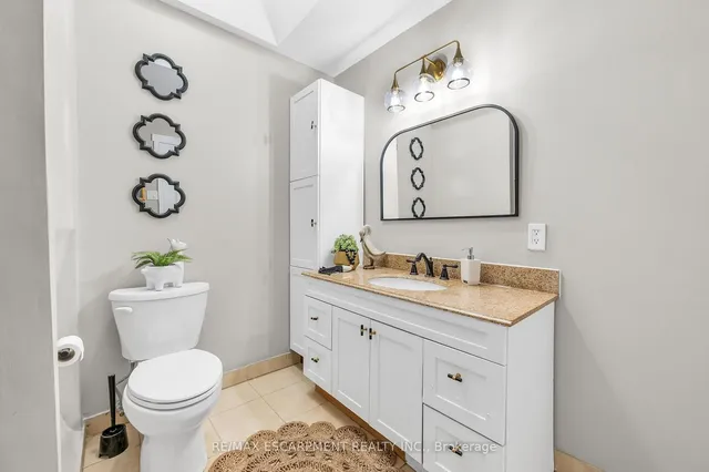 Additional image 25 of 110 Second St