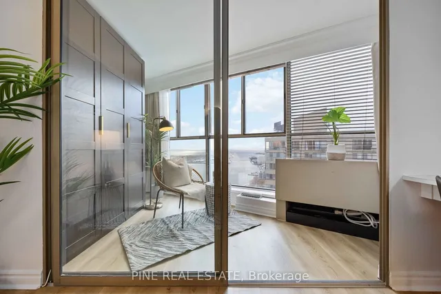 Additional image 13 of 260 Queens Quay Unit 3103