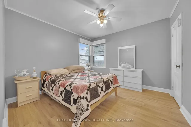 Additional image 14 of 102 Brenda Cres