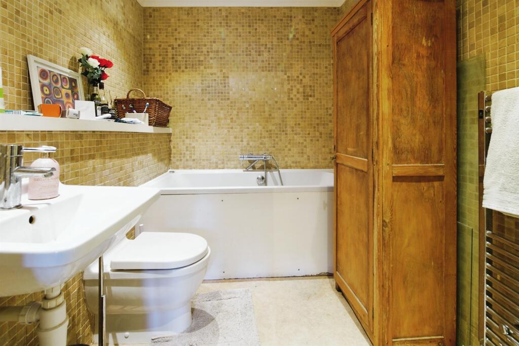 Additional image 11 of Adelaide Crescent, Hove