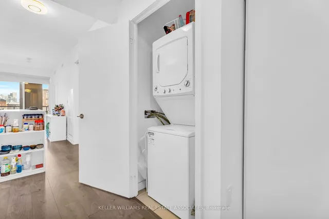 Additional image 21 of 270 Dufferin St Unit 329