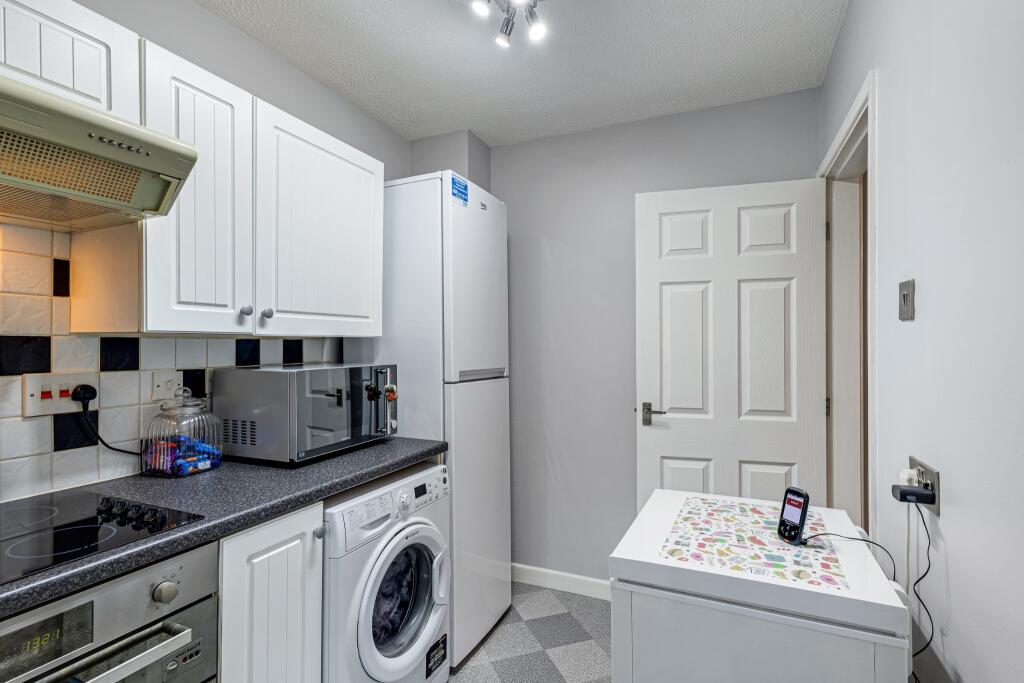 Additional image 7 of Highgrove Close, Bolton, BL1