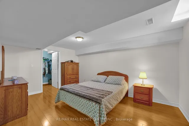 Additional image 30 of 2333 Walkers Line Unit 15