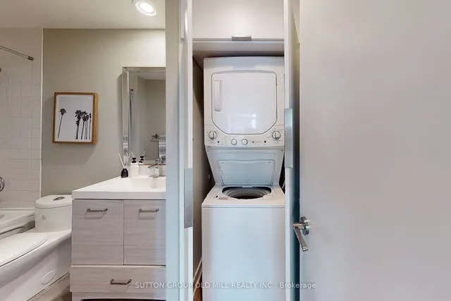 Additional image 16 of 333 Adelaide St Unit 504