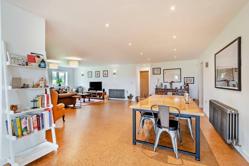 Additional image 8 of Ashton Lane, Ashton, Chester