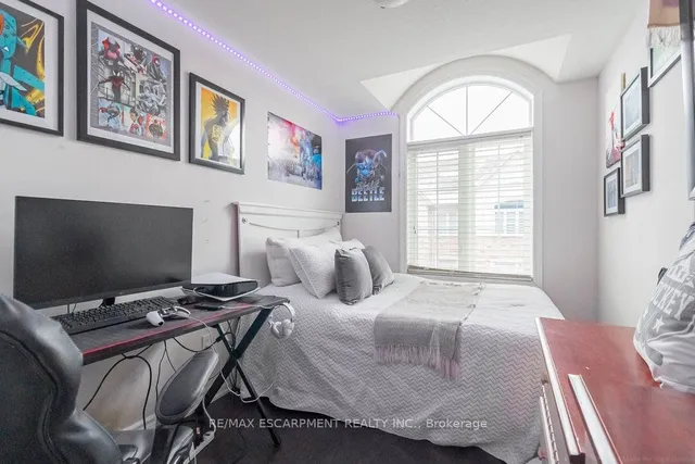 Additional image 31 of 64 Borers Creek Circ