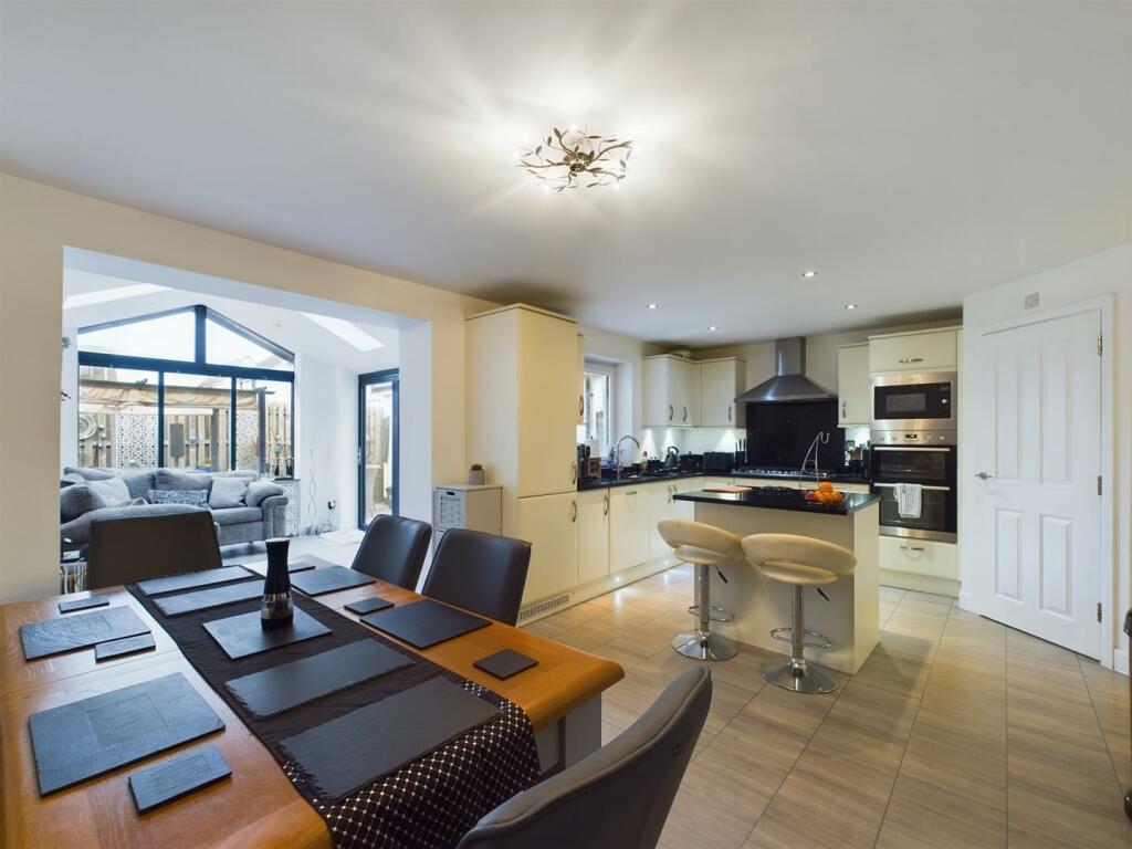 Additional image 23 of Minehead Close, Ogmore-By-Sea, Bridgend