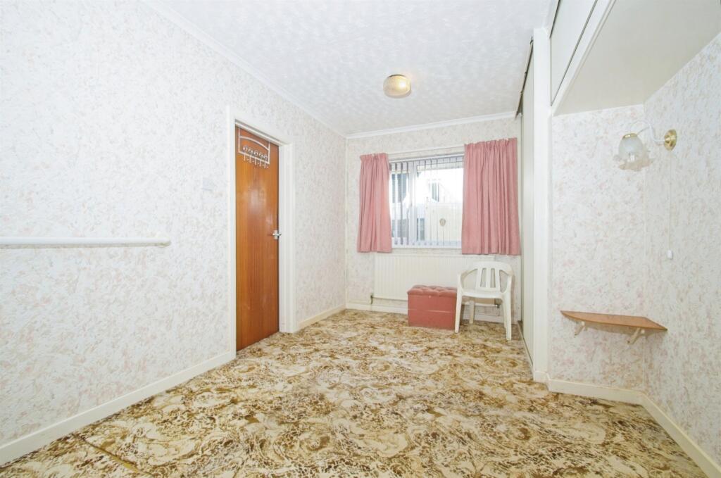 Additional image 14 of West Park Drive, Porthcawl