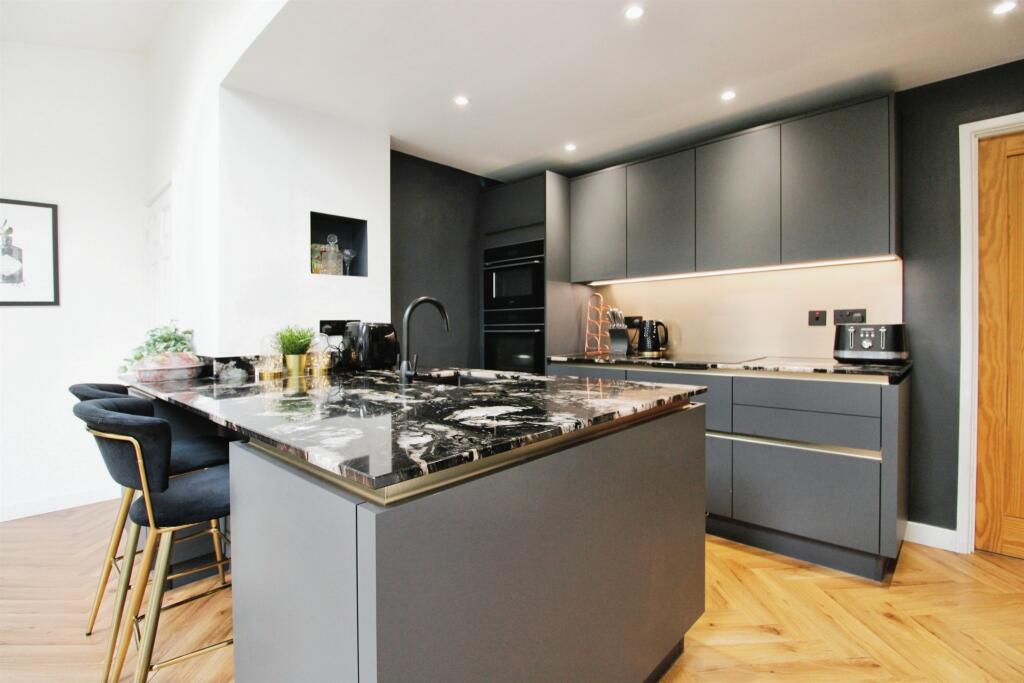 Additional image 5 of Althorp Drive, Penarth