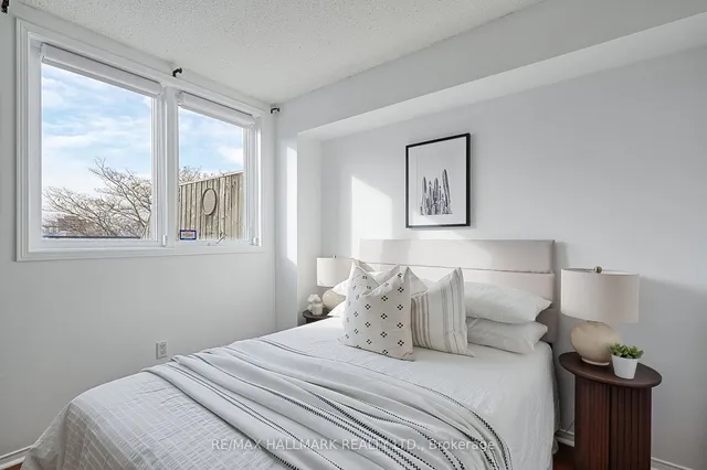 Additional image 32 of 30 Merchant Lane Unit 225