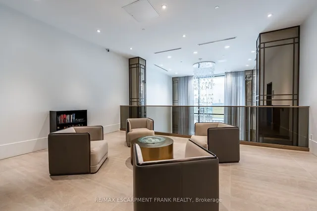 Additional image 25 of 2007 James St Unit 1305