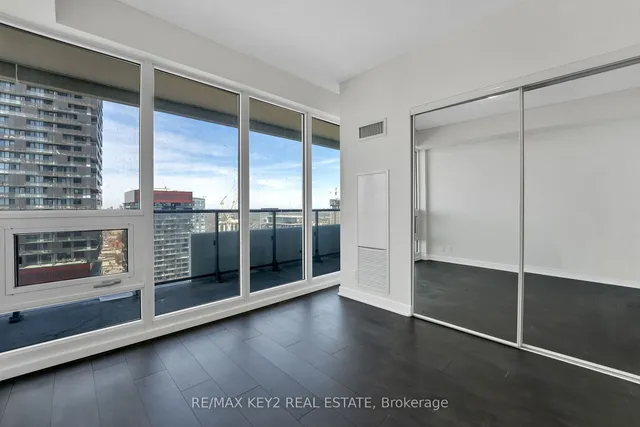 Additional image 16 of 2221 Yonge St Unit 3402