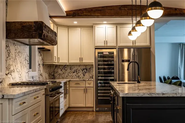 Additional image 6 of 2019 Dundas St